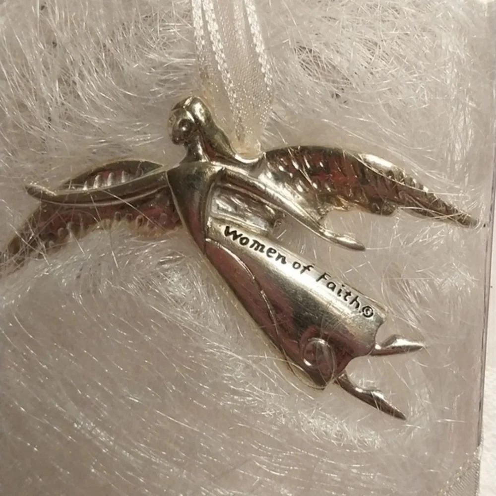 Serenity Angel Brooch Ornament Season Cannon Falls 